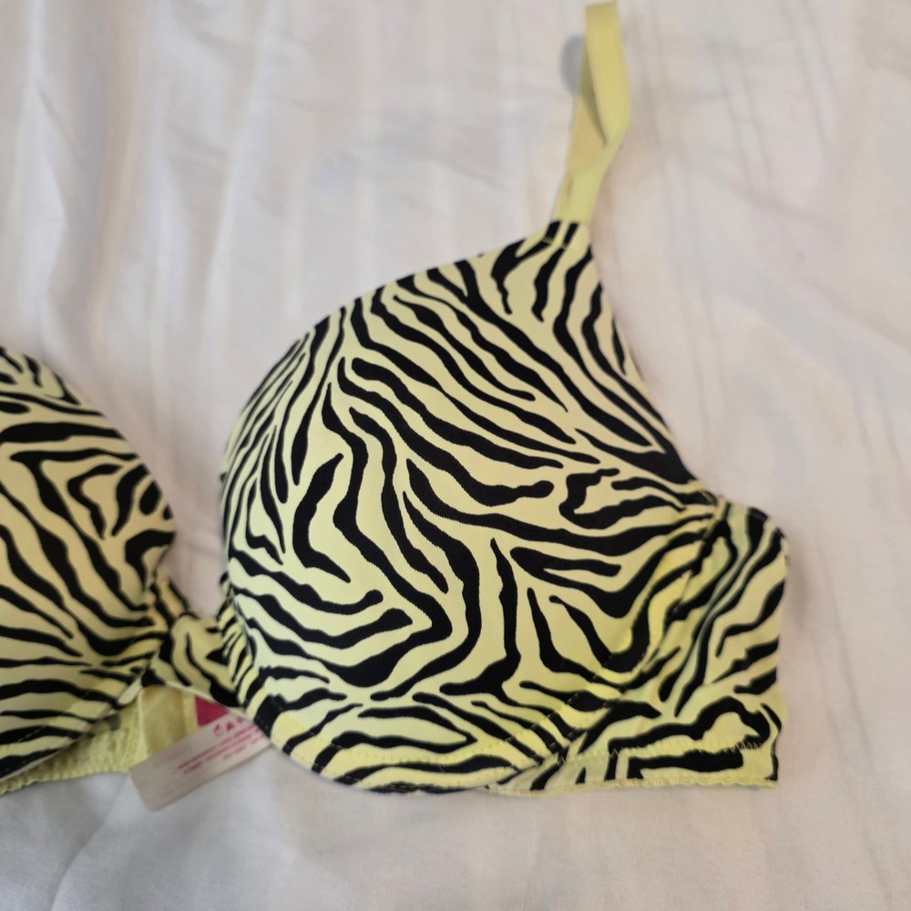 Y2k Pink Victorias Secret Womens Bra 36C Zebra Print Push Up Underwire - Picture 2 of 5